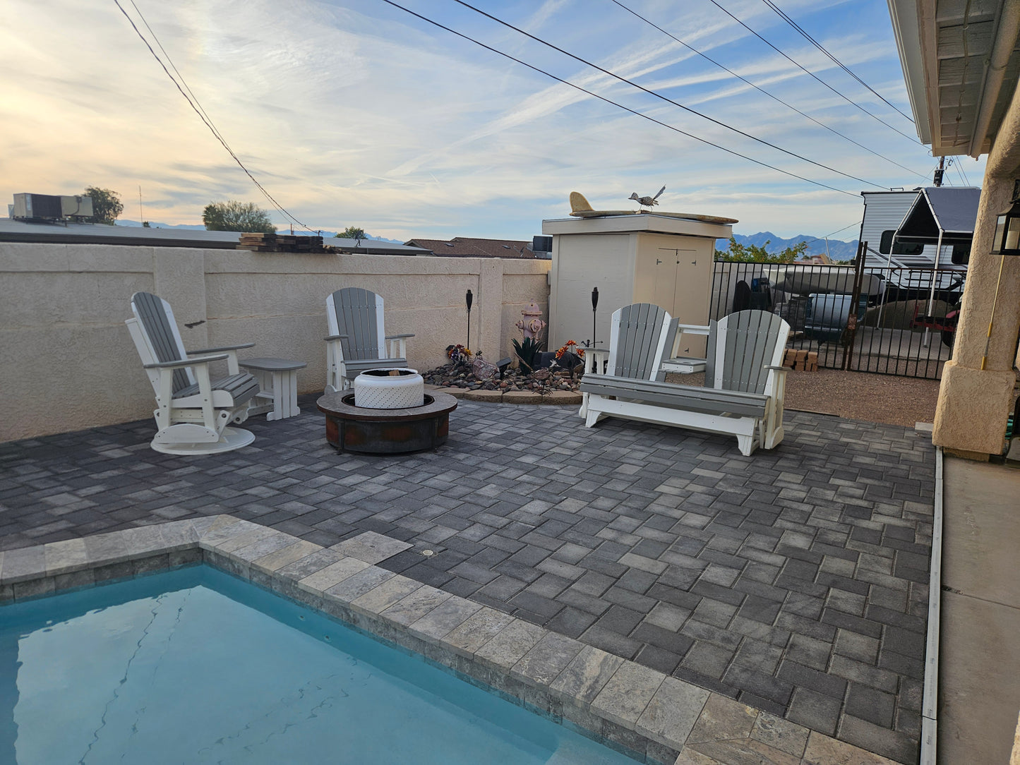 5′ Adirondack Glider